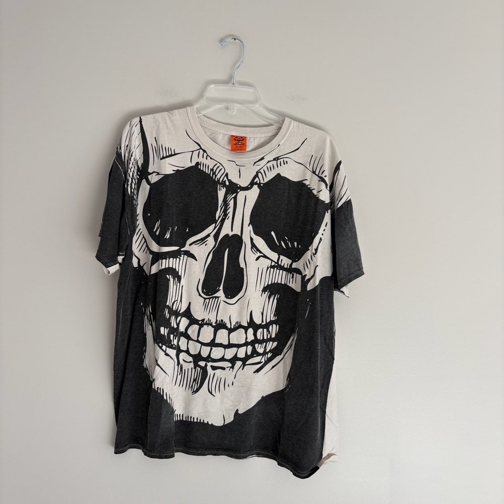 Happy Halloween Skull Skeleton Spooky Graphic Tee